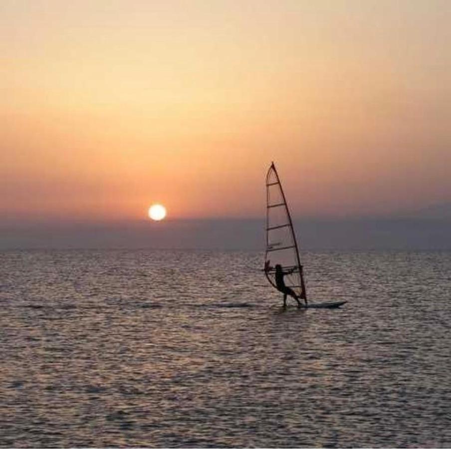 Besthomestay- Caparica Beach Lisbon Almada Dış mekan fotoğraf