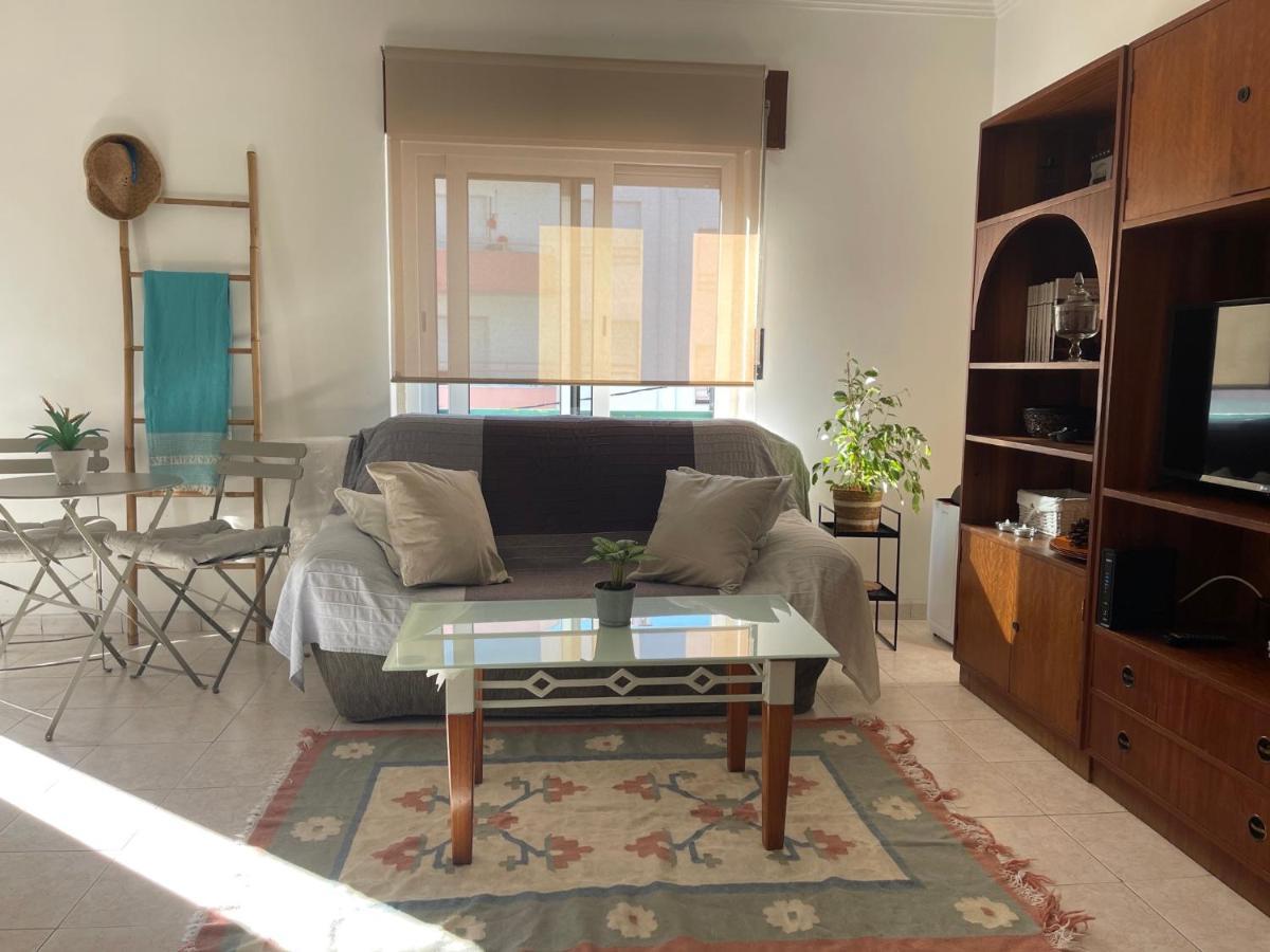 Besthomestay- Caparica Beach Lisbon Almada Dış mekan fotoğraf