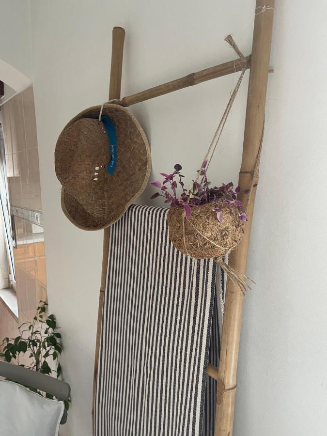 Besthomestay- Caparica Beach Lisbon Almada Dış mekan fotoğraf