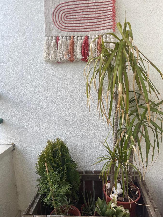 Besthomestay- Caparica Beach Lisbon Almada Dış mekan fotoğraf