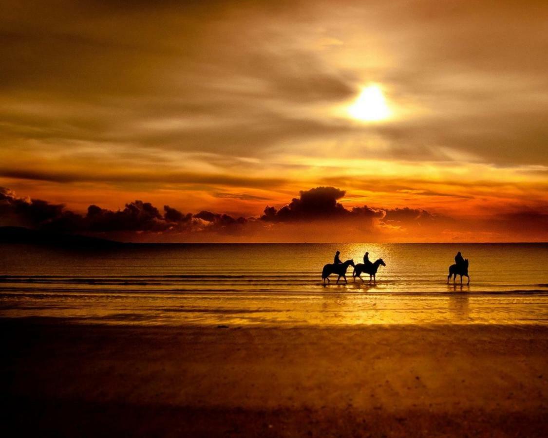 Besthomestay- Caparica Beach Lisbon Almada Dış mekan fotoğraf